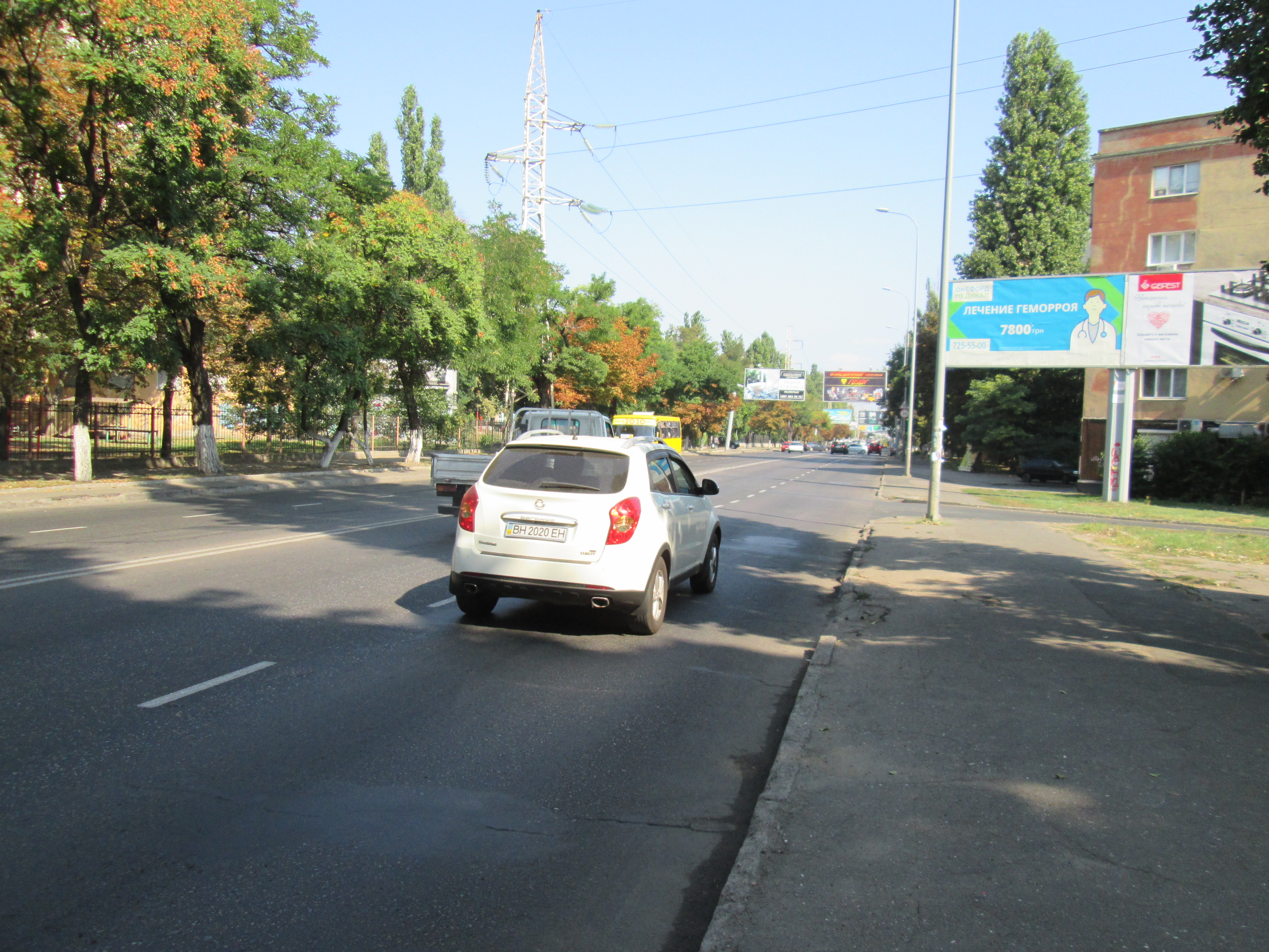 Фото рекламної площини  вул. Краснова, 11 - вул. Авдеева-Чорноморського (ліва)