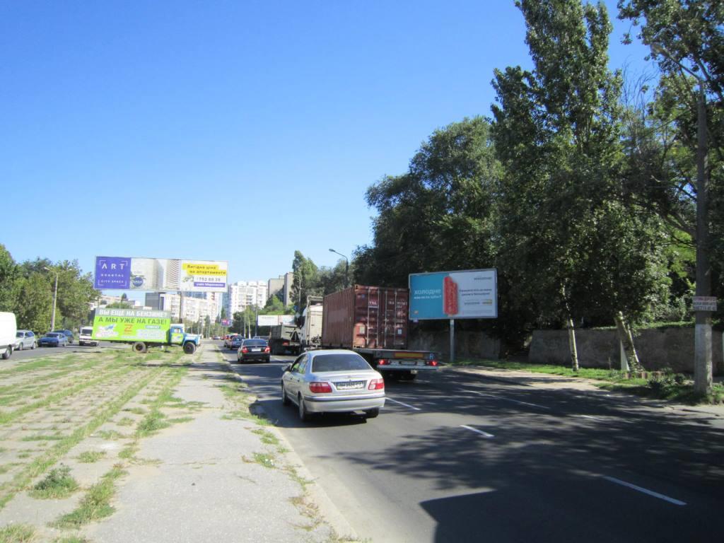 Фото рекламної площини  вул. Балківська, 73
