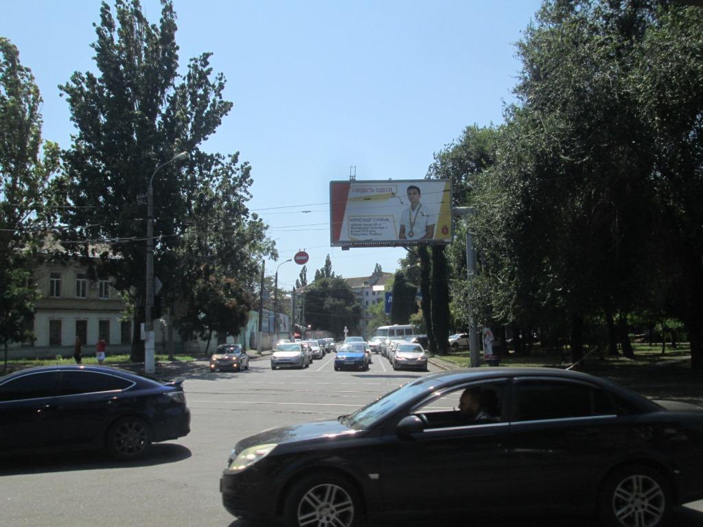 Фото рекламної площини  вул. Мечникова, 102 (навпроти)