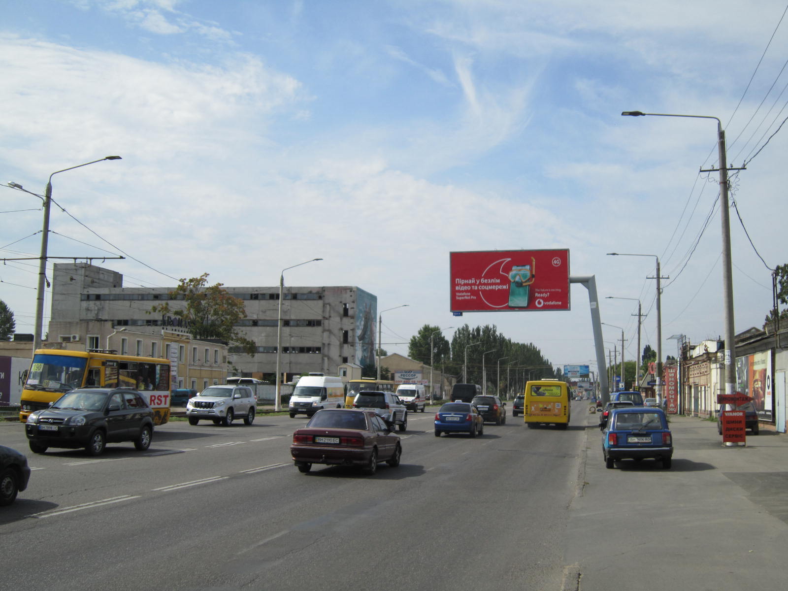 Фото рекламної площини  Миколаївська дорога, 221
