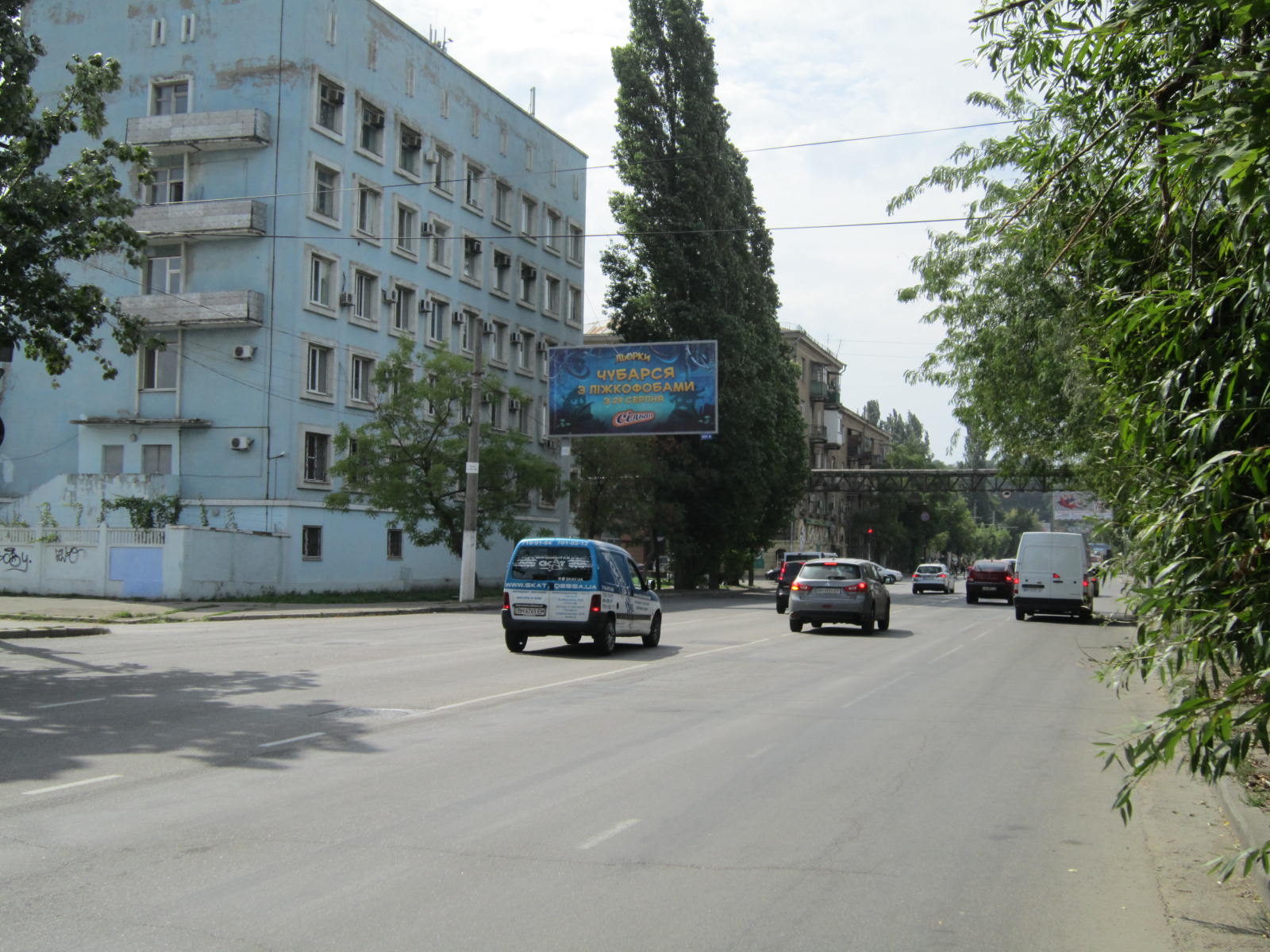 Фото рекламної площини  вул. Атамана Головатого - вул. Церковна, 2/4